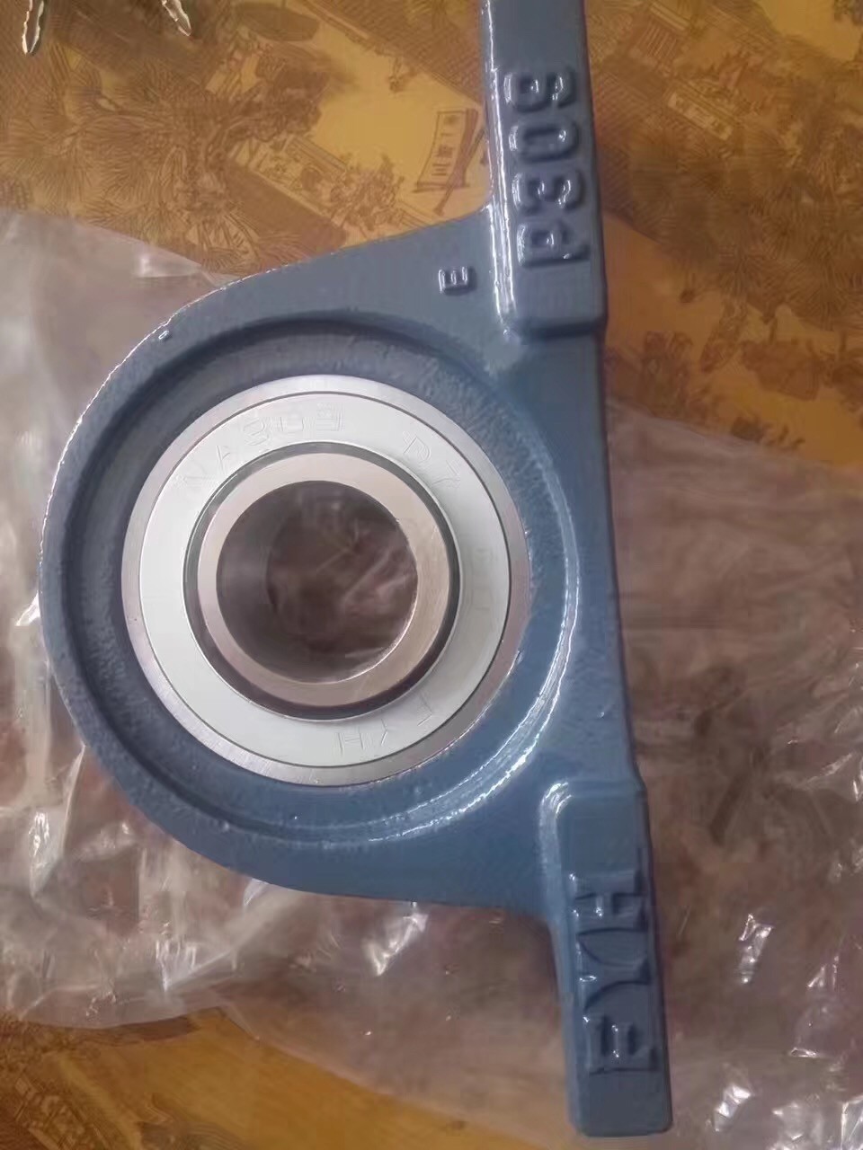 Chemical Machinery Parts Steel Pillow Block Bearings 35mm Inner Ring Diameter UCP207