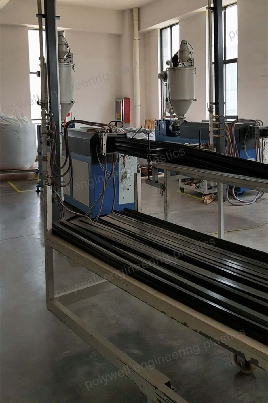 PA Plastic Profile Extrusion Machine PA Thermal Bridging Insulation Strip Making Machine