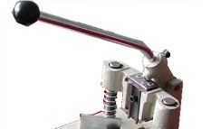 DC-05 manually round corner cutter