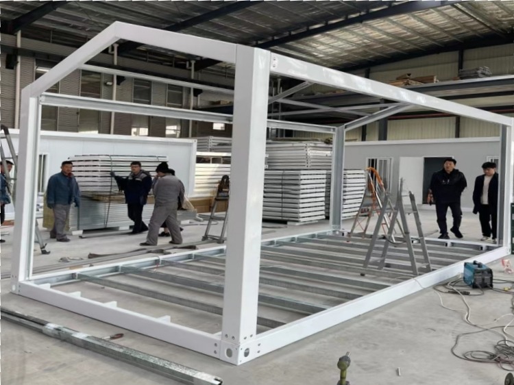 20ft Movable Prefab Modular Office Structure Flat Pack Shipping Container House Simple Modern Style Steel Corner Casting