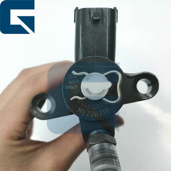 Original Bosch ME226718 0445120048 Fuel Injector 4M50 Comon Fuel Injector