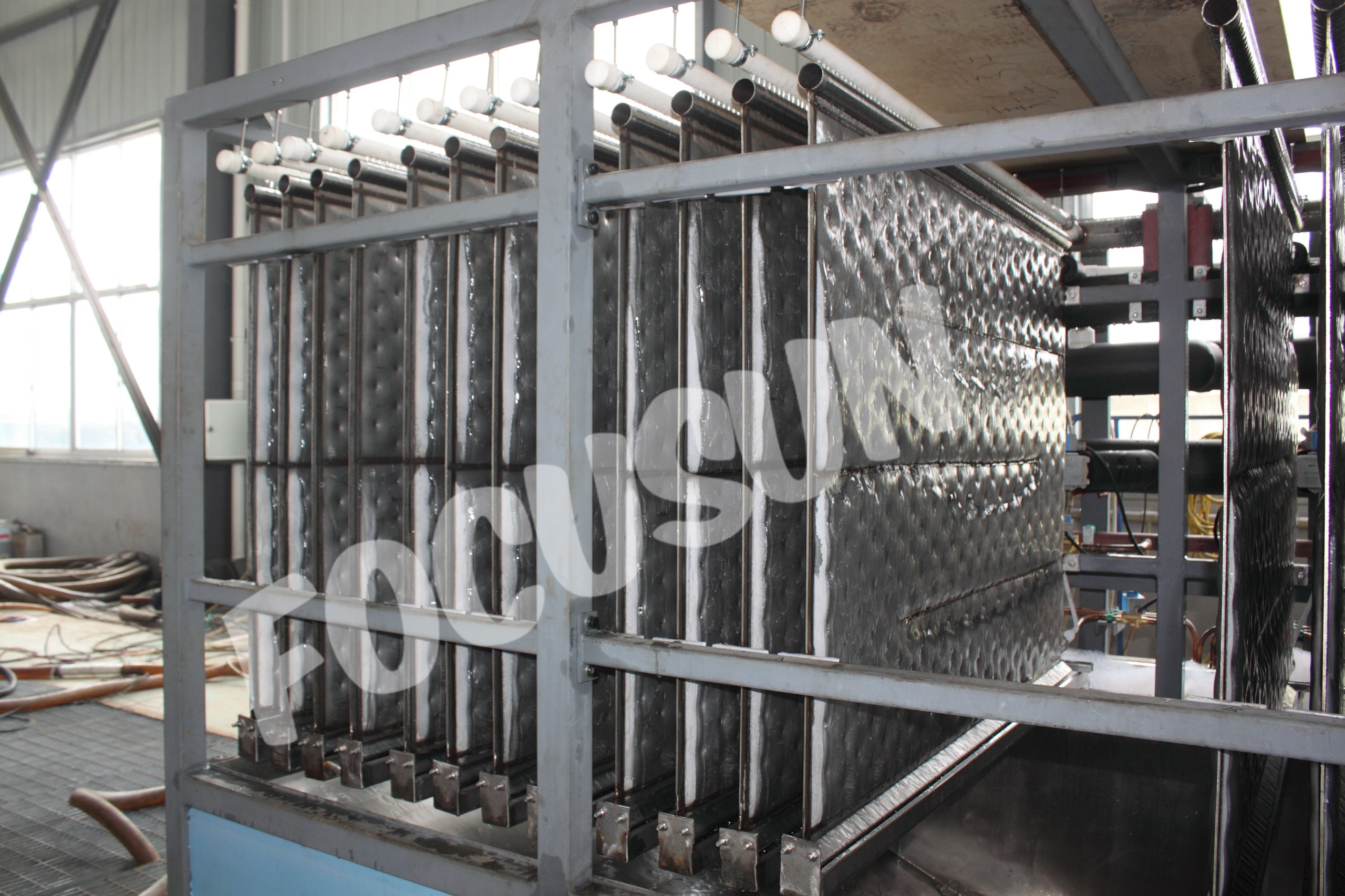 Phuong Thuc Lam Lanh Gio Industrial Air Cooled Chiller 1 Ton for Industrial Needs