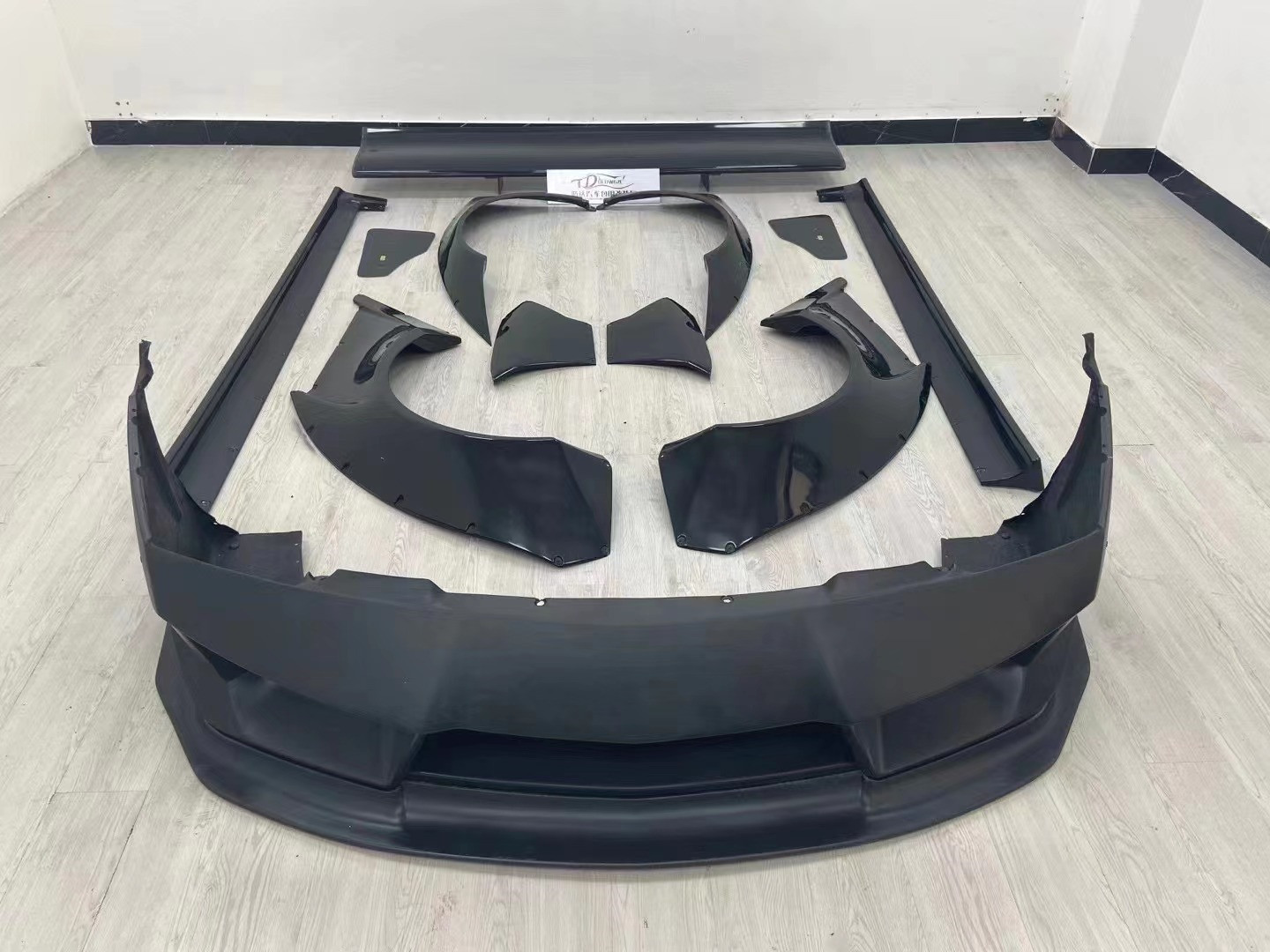 New Product for Lamborghini Gallardo LP550 LP560 LP570 Body Kit Gallardo LB Style Wide Bodyki