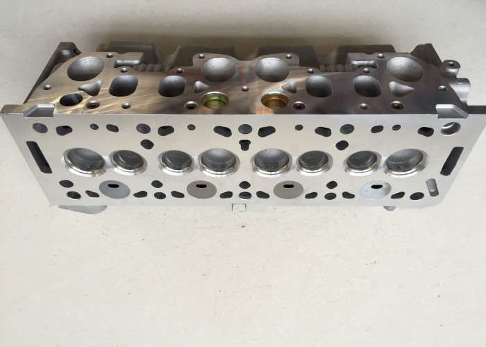 Aluminum PEUGEOT Car Engine Cylinder Head 0200CP 0200W3 9569145580