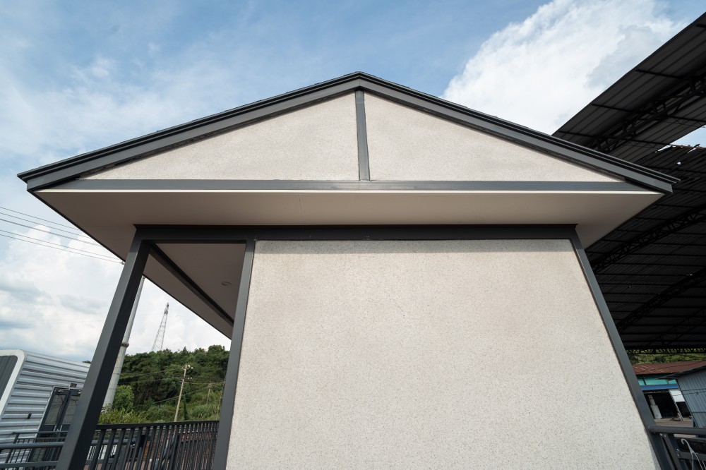 Customized Professional Luxury Triangle Steel Structure Prefab House with Modern Design