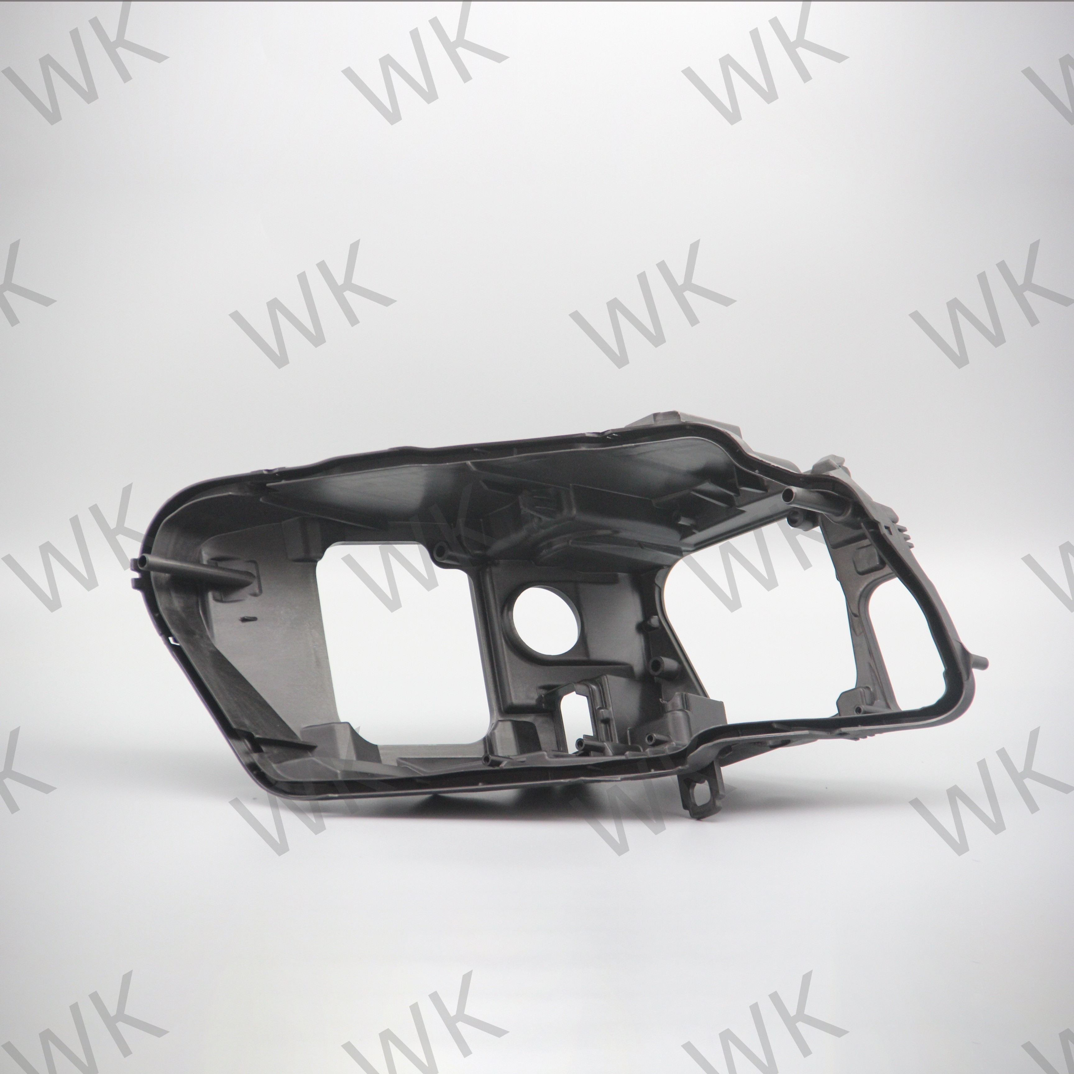 2013 - 2018 Audi Q5 Headlight Housing For Replace / Repair All New Condition