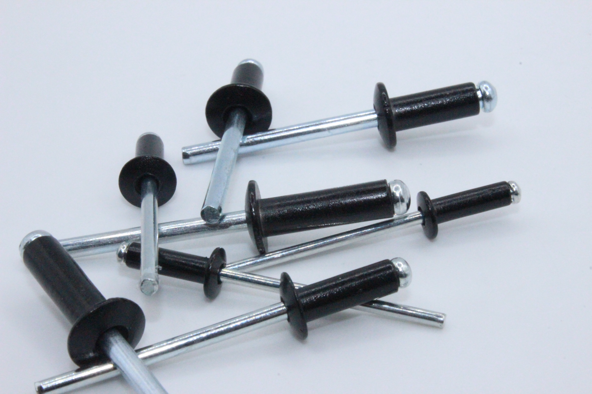 Aluminium Steel Pop Rivets with Open End Black Head ISO Standard 3/3.2/4/4.8/5/6