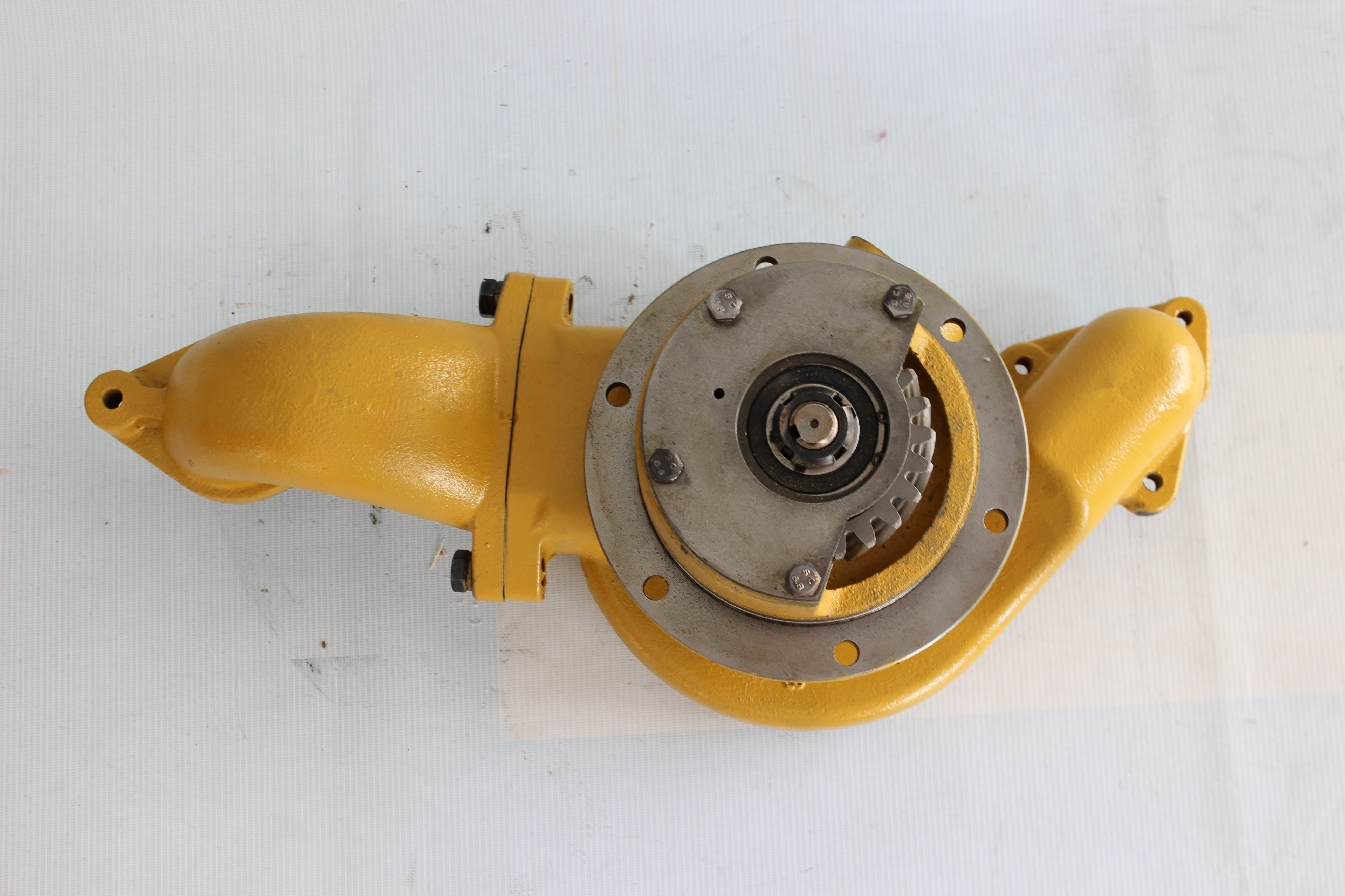 6124-61-1004 S6D155 Excavator Engine Water Pump