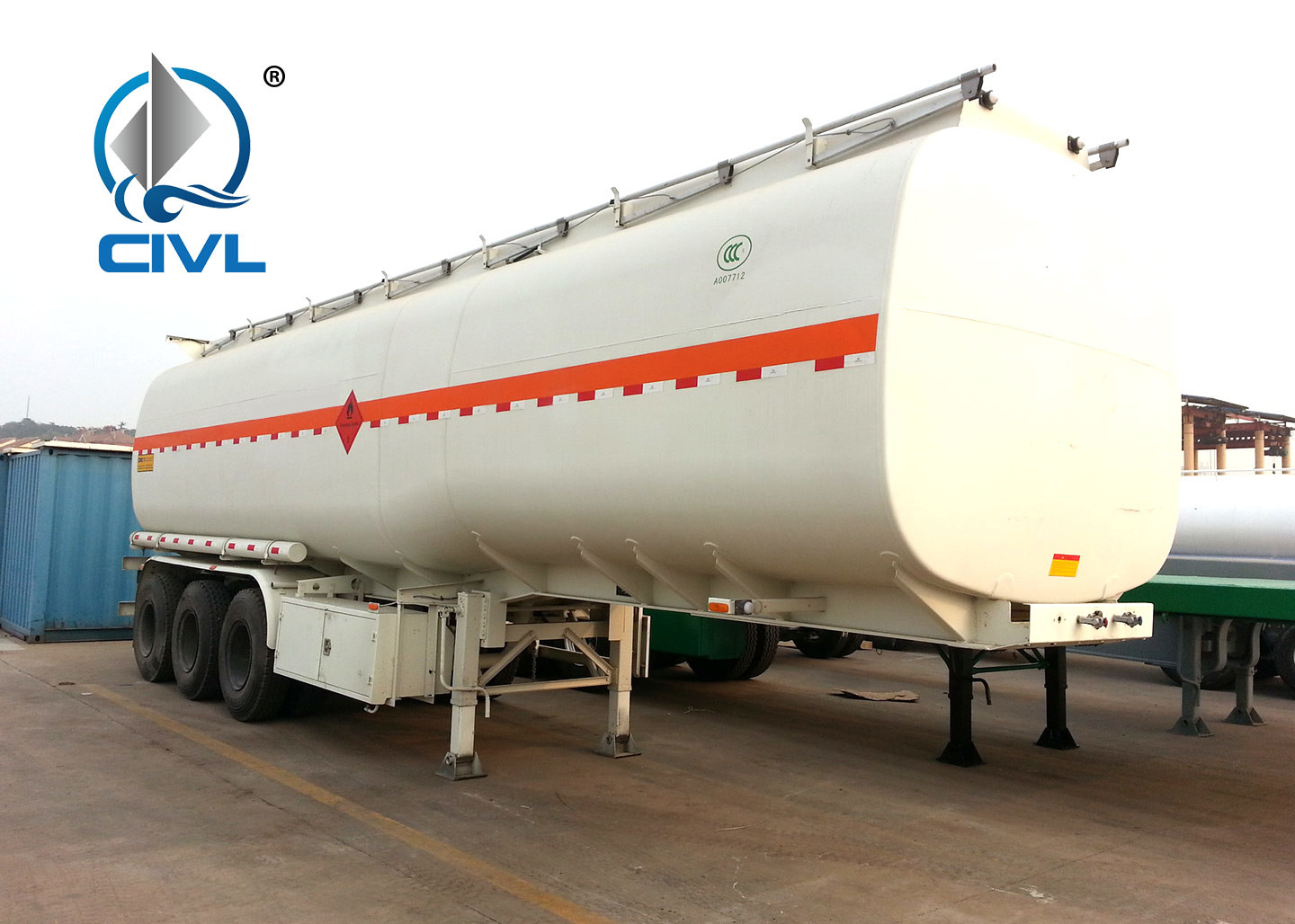 Fuel Oil Liquid Tanker Truck Semi Trailer Threeaxle Fuel Tanker Semi Trailer