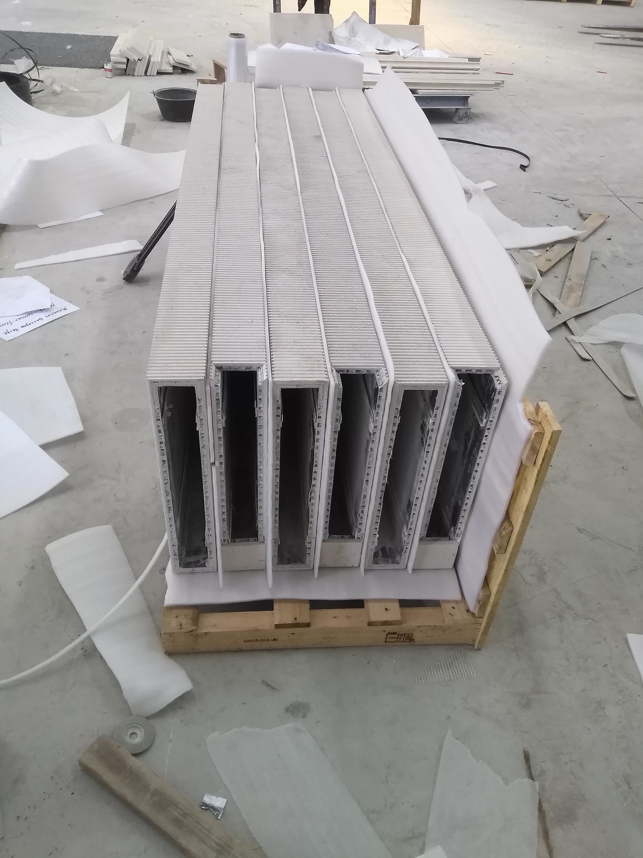 Thickness 20mm Artificial Quartz Stone Alu Honeycomb Panels