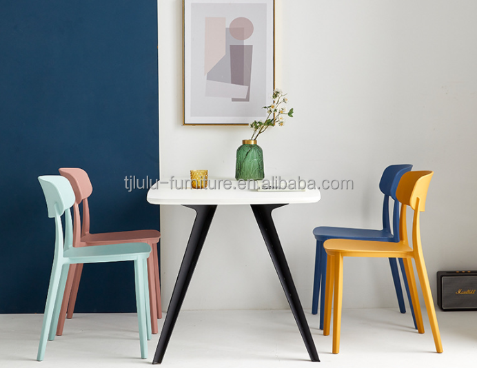 Stackable Red Plastic Chair for Modern Nordic Design in Hotel Restaurant Banquet or Home Dining Area