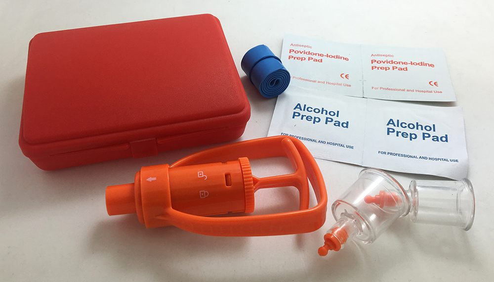 Bee Sting Snake Venom Extractor Kit Outdoor Hiking Traveling Emergency Poison Remove Pump Tools