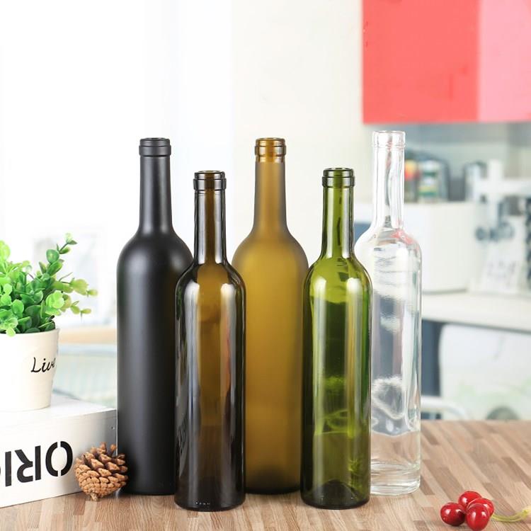 500 ml High White Glass Material Liquor Wine Bottle with Aluminum Plastic PP Collar