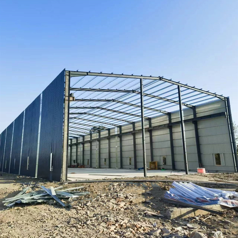 Industrial Steel Portal Frame Building , Recyclable Steel Structure Residential Building Construction