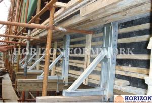 China Flexible Slab Formwork, Joist Clamping Connectors​​ For Drop Beams Construction on sale