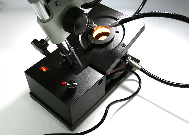 LED Optic Fiber Light Gem Microscope with Magnification of 7.0X - 45X R1S-15