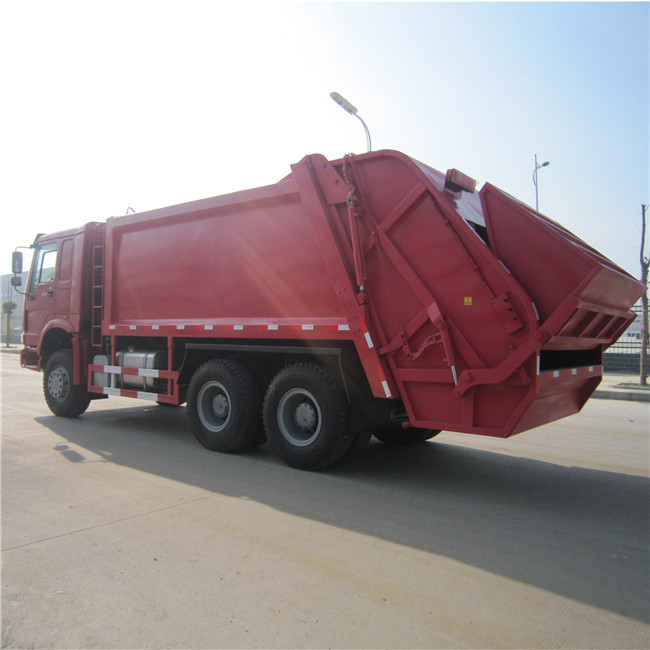 Sinotruk Howo 6x4 18CBM Compactor Garbage Truck / Garbage Container Lift