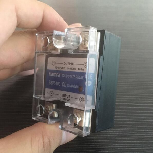 DC to DC Single Phase SSR Input 3-32VDC Control Output 12-60VDC 100A Black Color Solid State Relay(SSR-100DD)