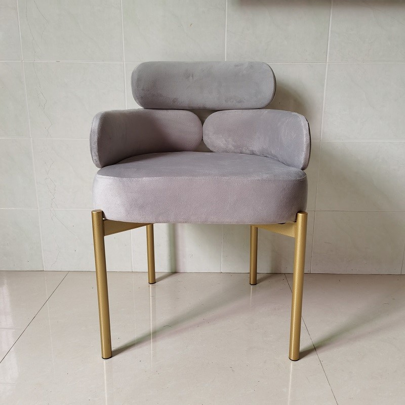 Light Luxury Creative Hotel Restaurant Furniture Metal Art Velvet Armrest Dining Chair