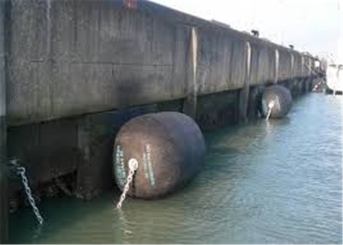 50Kpa 80Kpa Hydropneumatic Submarine Rubber Fender Dock Sling Type