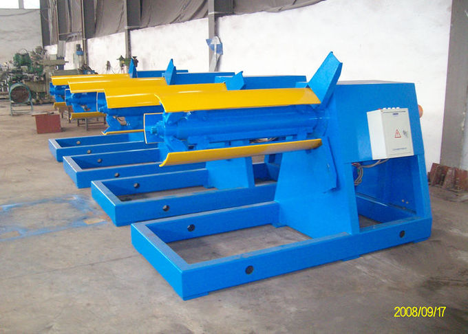 Color Steel Versatile Roll Forming Machine PPGI Material With Hydraulic Cutting Type