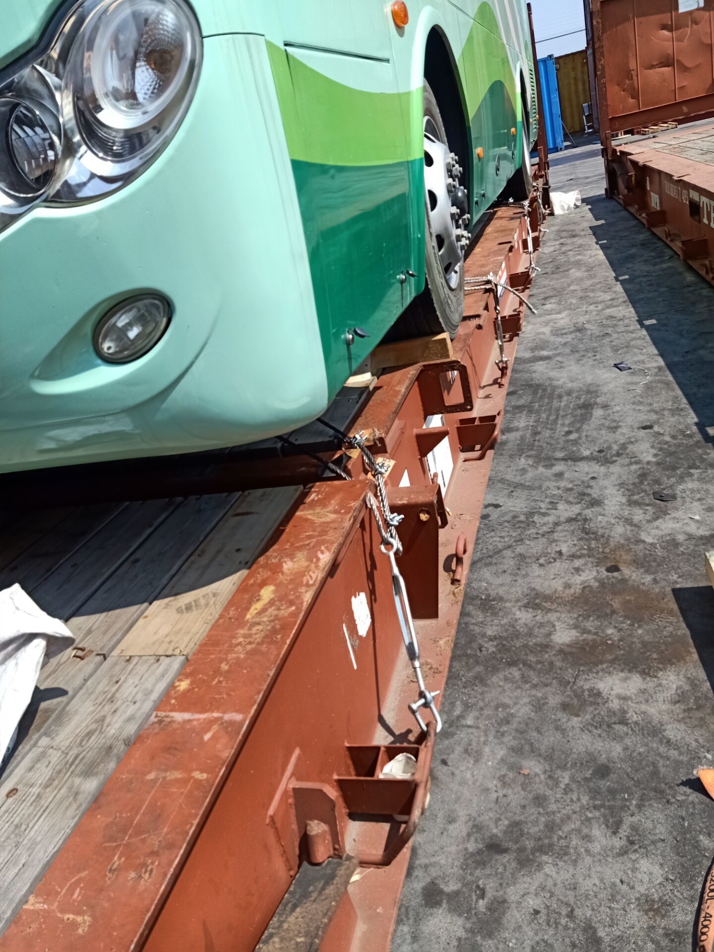 Used Tour Bus Kinglong XMQ6900 39 Seats Left Steering Single Door Steel Chassis Low Kilometer Used Passenger Bus