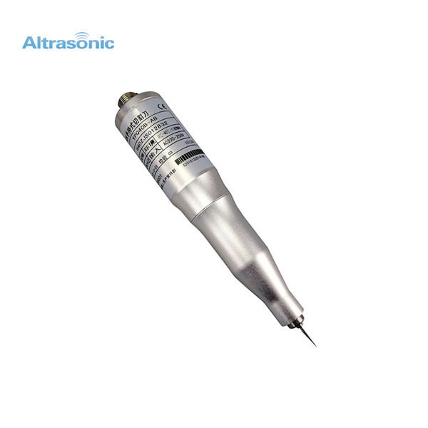 Titanium alloy40khz 100 Watts Ultrasonic Cutting Machine For Films / Plastic , Long Life