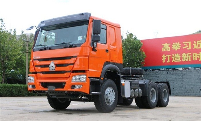 Heavy 10 Wheeler Sinotruck Howo 371 6x4 Tractor Truck
