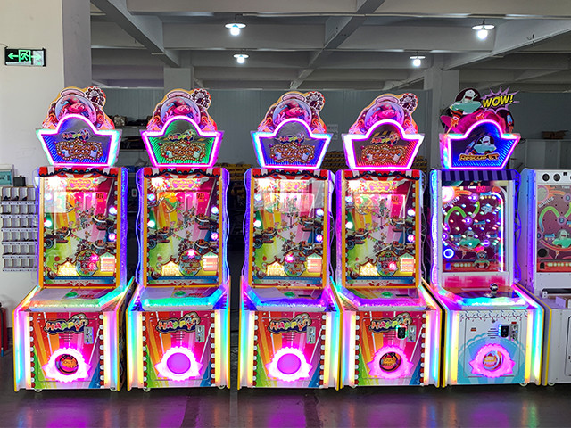 Universal Clown Amusement Skill Games Arcade Machine for indoor game center