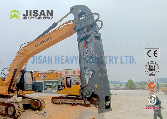 Dismantling Abandoned Containers Ships Hydraulic Rotating Pulverizer For Excavator