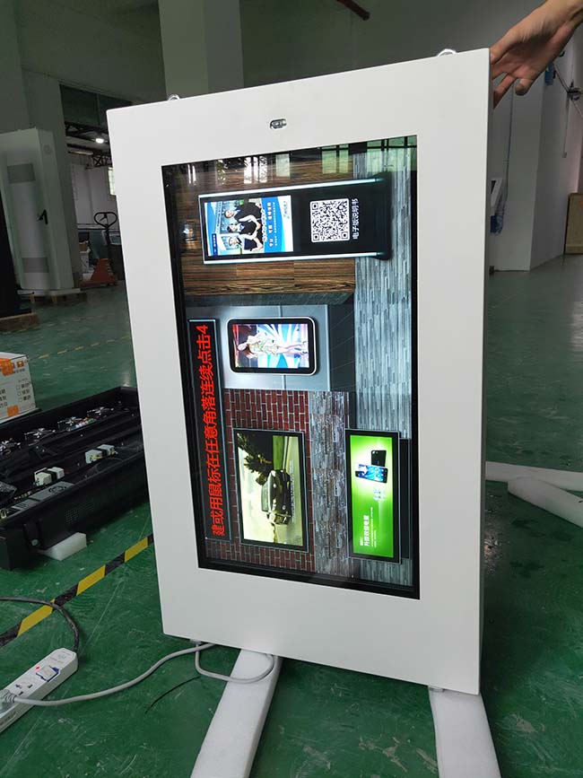 Digital Advertising Signs Outdoor 32 Inch LCD Display Advertising Screen Digital Signage Kiosk