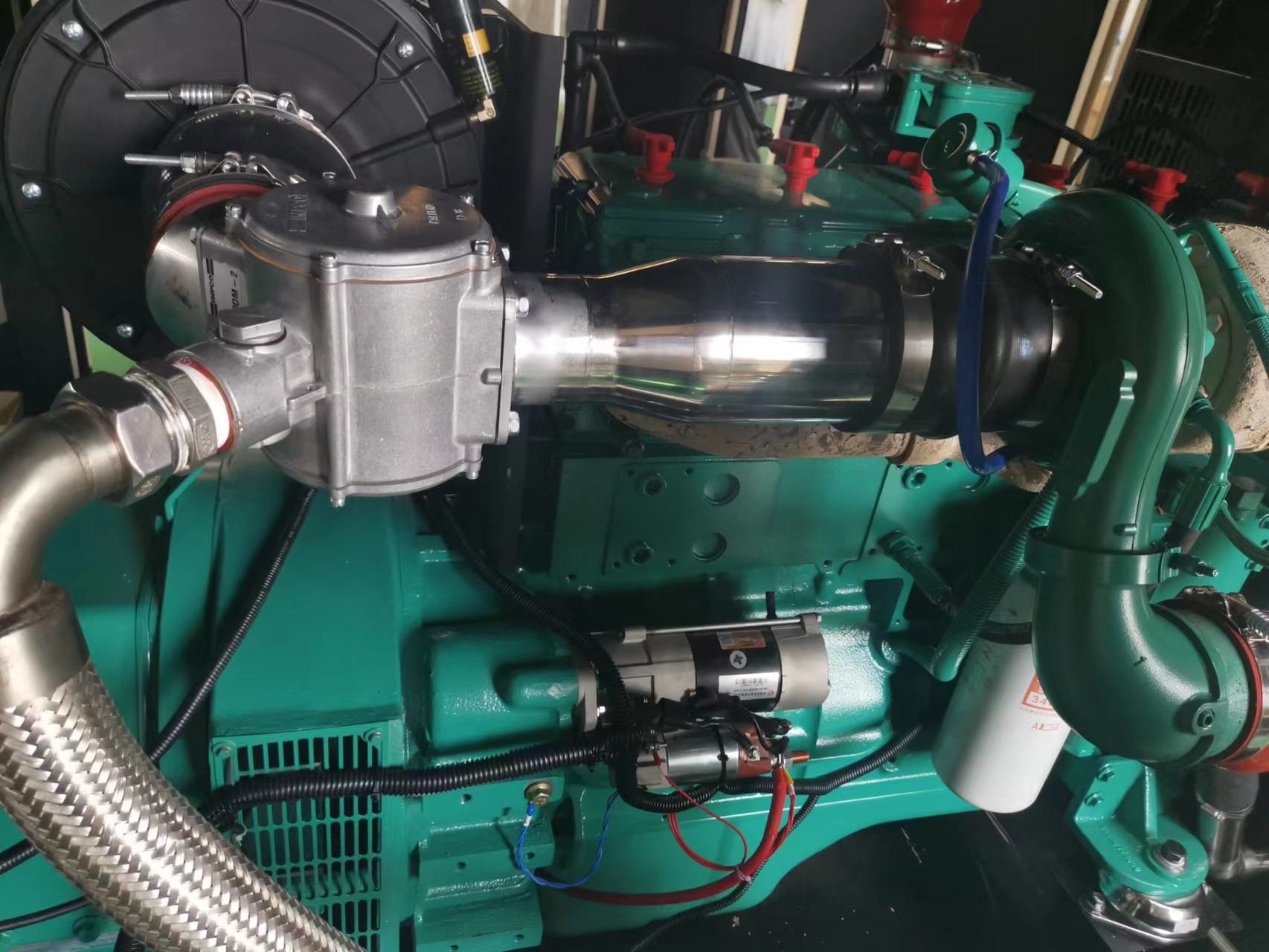 Natural Gas 3 Phase Generator 220KW 275KVA Powered By Cummins Engine