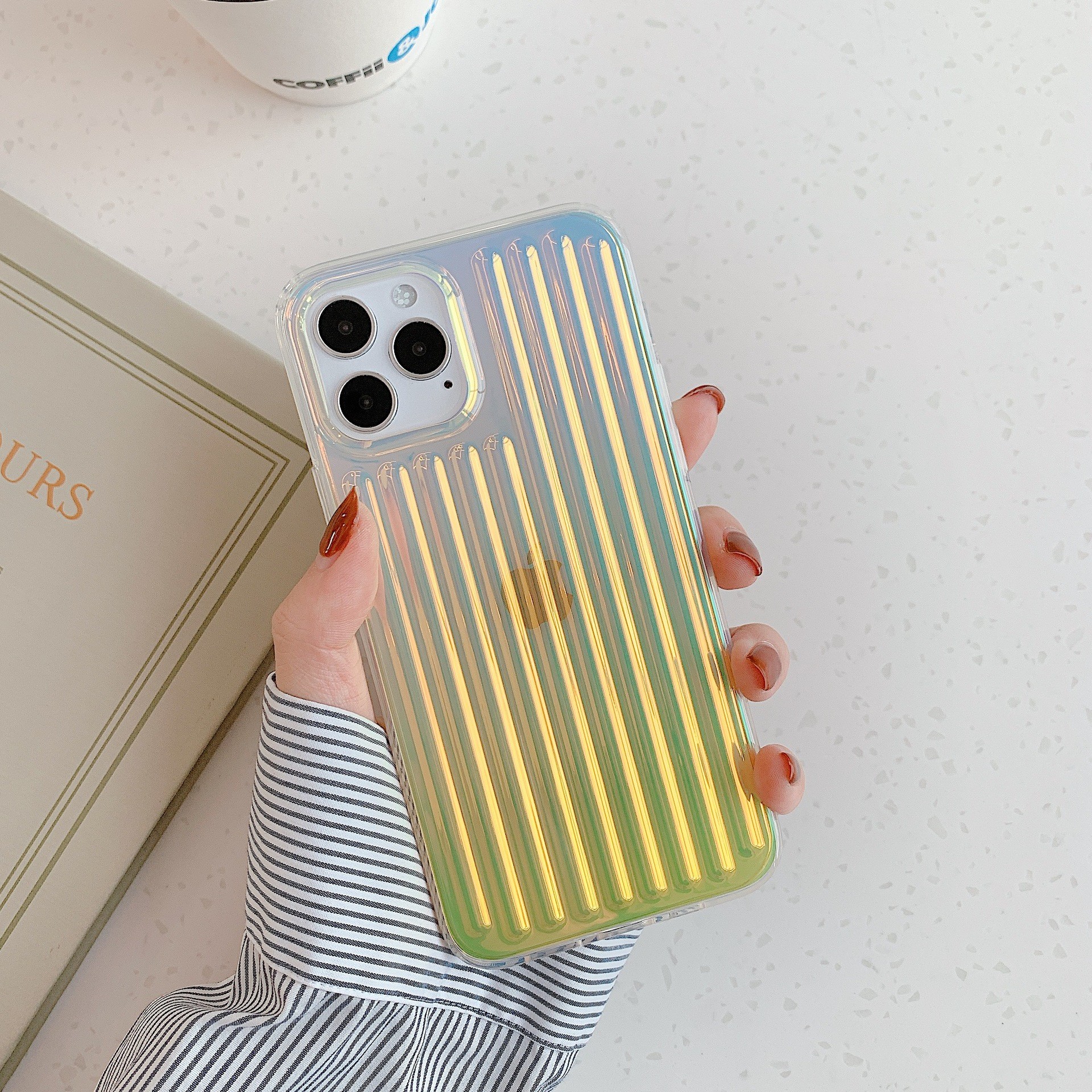 Light Weight Gradient Color Anti Fingerprint Phone Cases For Iphone 12 Pro Max