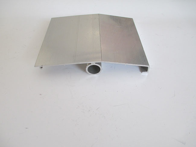 Shiny Anodized Fine Cut CNC Aluminum Profile Deep Processing For Automobile