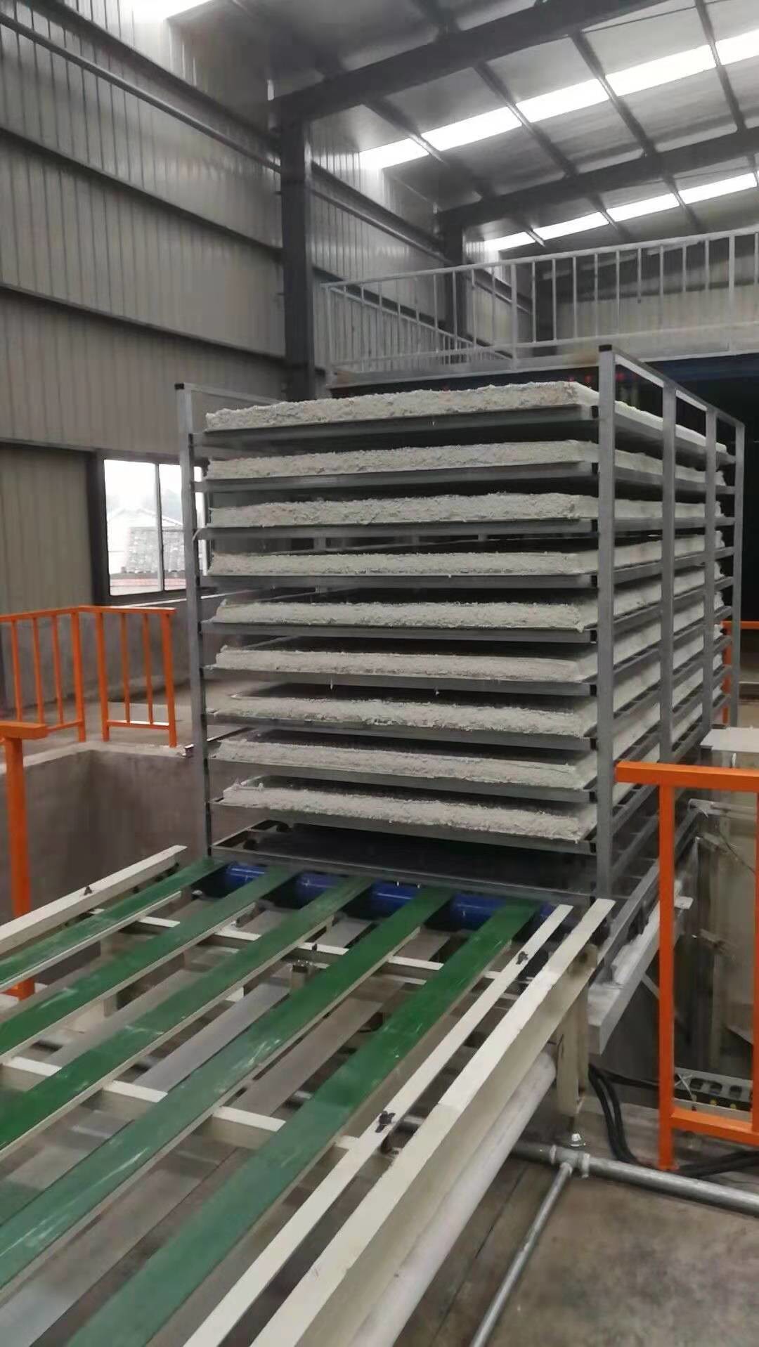 Glue Spreading Overlaying Drying Automatic Lamination mgo board machine
