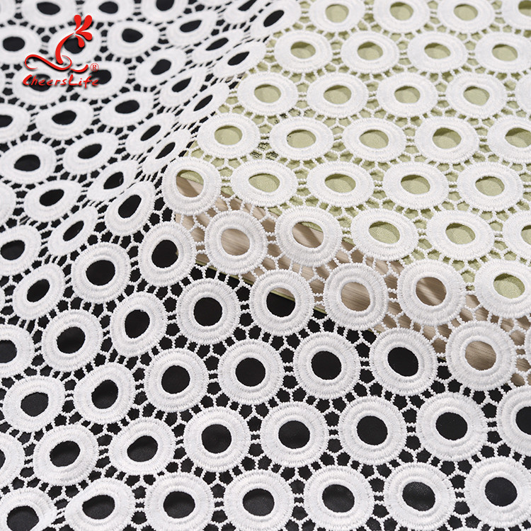 Guipure Lace Water Soluble Geometric Shape Embroidery Fabric With 100% Polyester Milk Yarn