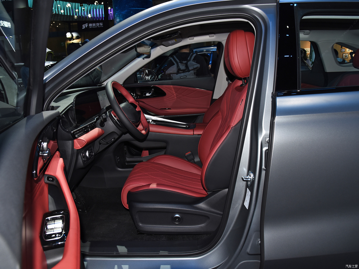 EXEED STELLAR 2024 2.0T 2WD 4WD 5 Seats High Speed Gas Sports Car Big SUV From Within Automatic Air Conditioner