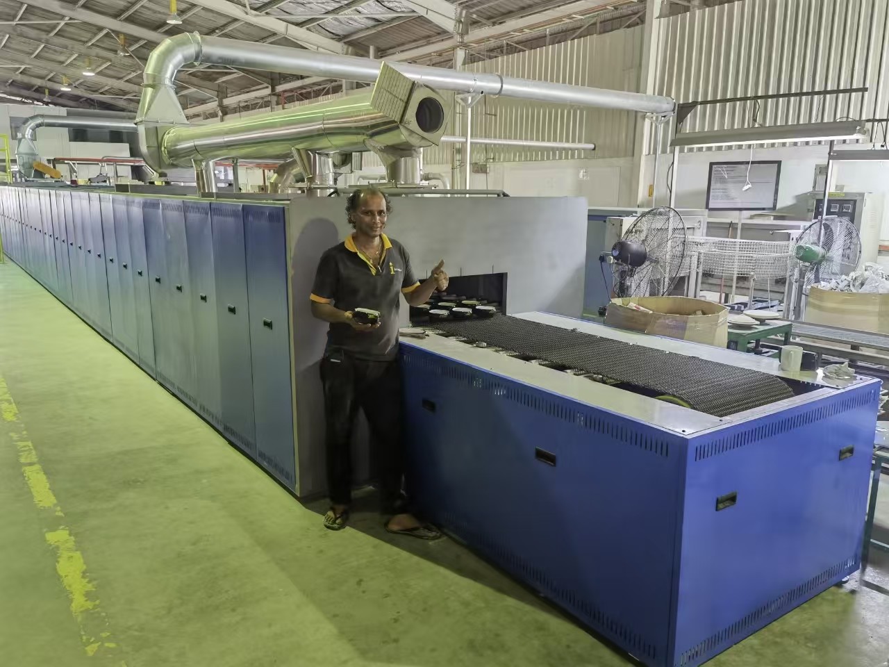 Metal Product Surface Bright Mesh Belt Heat Treatment Furnace Continuous Belt Furnace