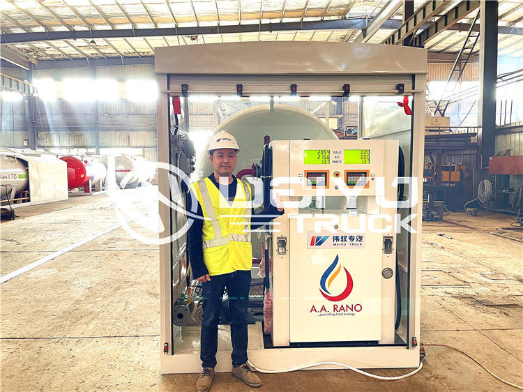 NNPC 5MT 10000L LPG Gas Storage Tanker With Cylinder Filling Dispenser