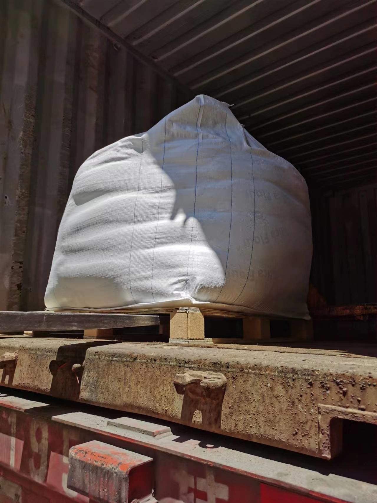 Silica Powder for Transformer and Insulation with Fine Particle Size and Superior Properties