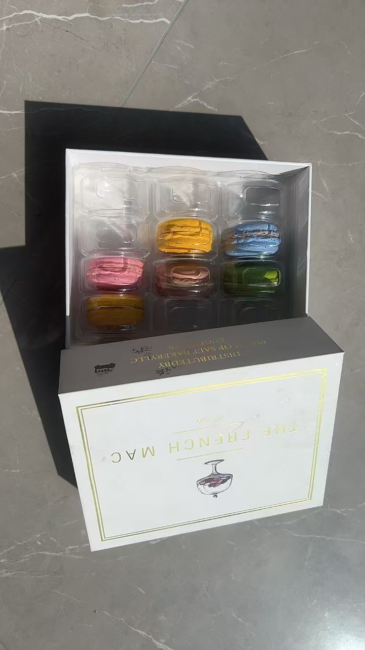 Square Cake Packing Paper Box Macaron Doughnut Mousse Dessert Baking White Cardboard Paper Chocolate Macaron Box