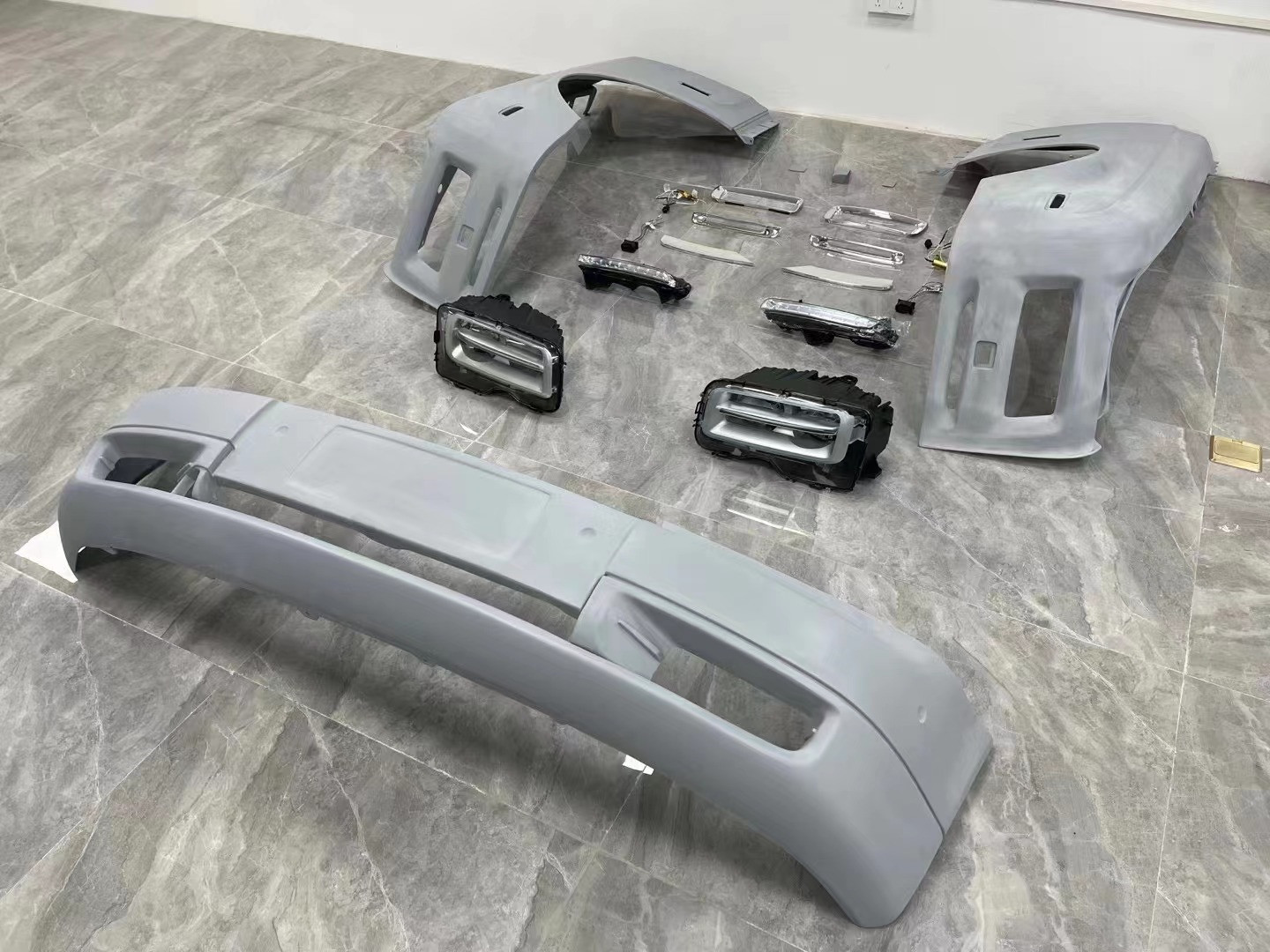 2004 - 2012 Car Body Kits Resin Fibre Rolls Royce Phantom Widebody 2013 Model