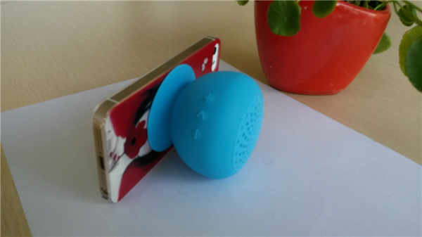 hot sale suck type bluetooth speaker, fashion color bluetooth mini wireless speaker