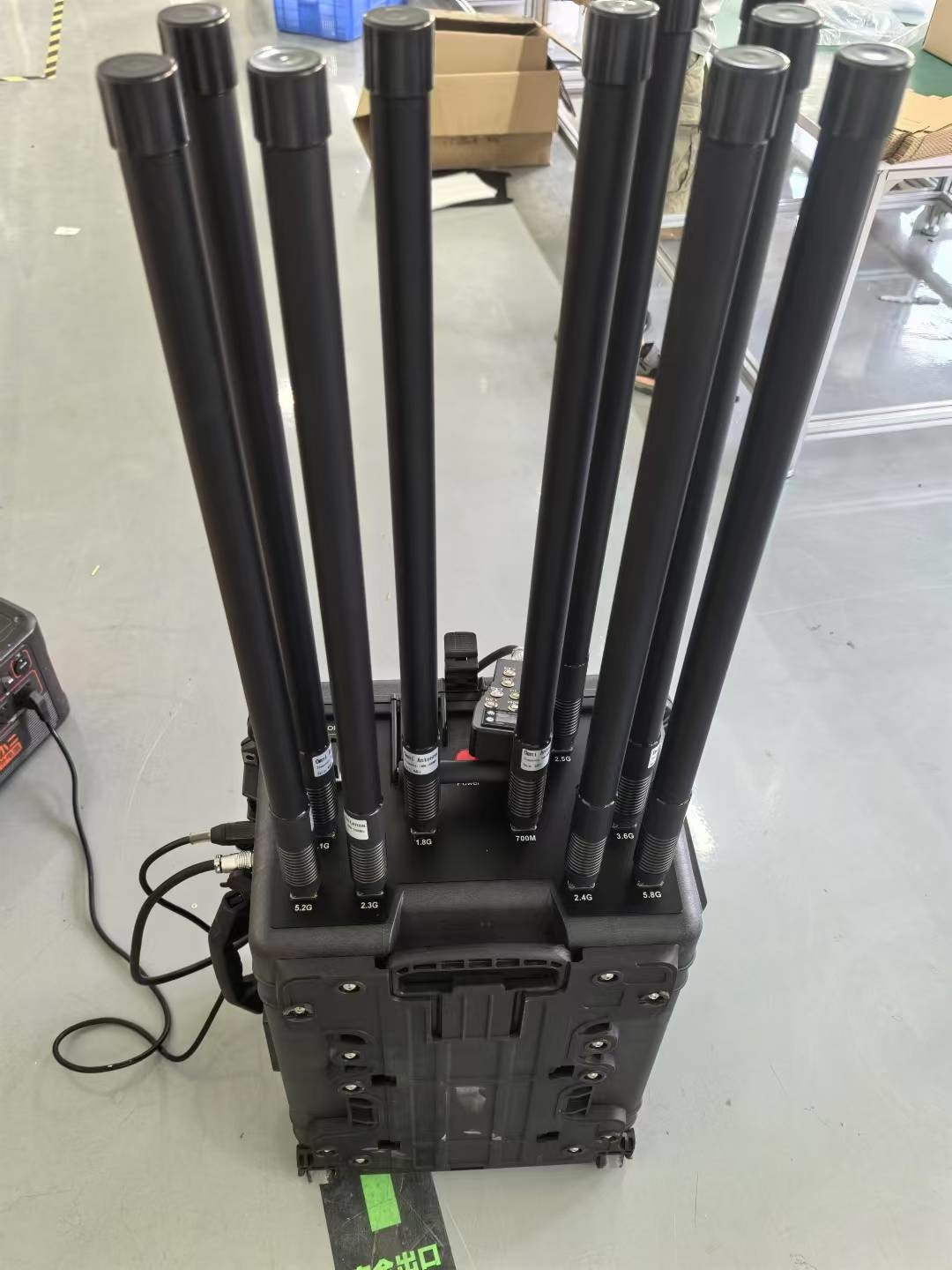 1km multi band Vehicle cell phone bomb drone VHF UHF GPS remote control jammer 20-6000MHz VIP protection