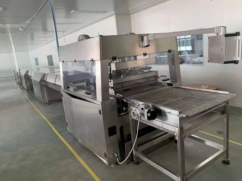 stainless steel Chocolate Enrobing Machine High Efficiency For Factory use