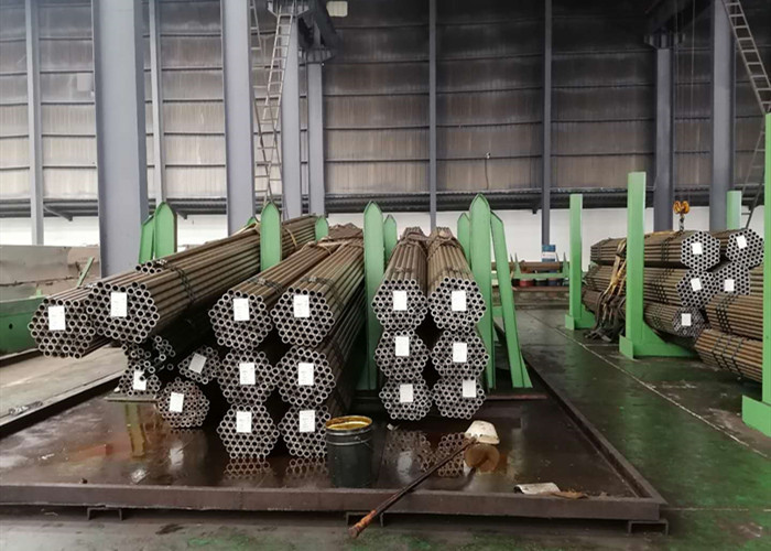 ASTM A192 Seamless Carbon Steel Boiler Tubes For High Pressure Oiled Surface