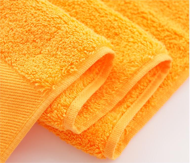 Customized Logo Cotton Towel Absorbs Water Efficiently and Leaves No Lint Behind