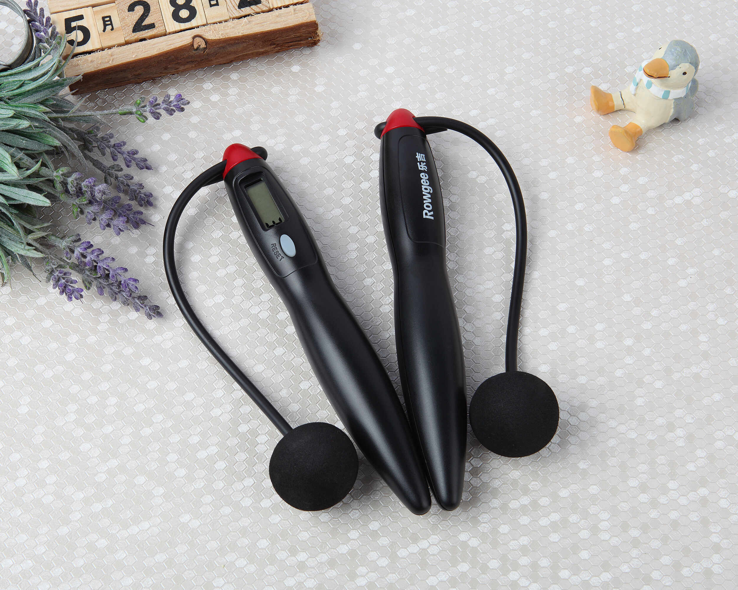 Simple Black Indoor Cordless Jump Rope JS-310 With 200mm Length And Loop Counter