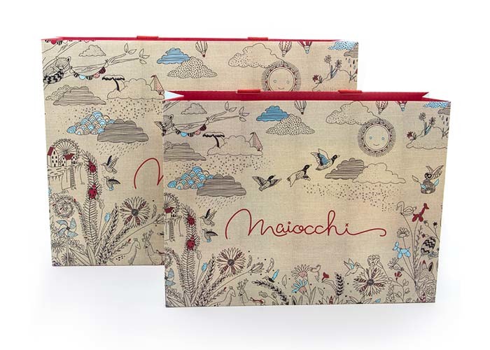 Foldable Custom Paper Shopping Bags For Clothes Special Rope OEM Service