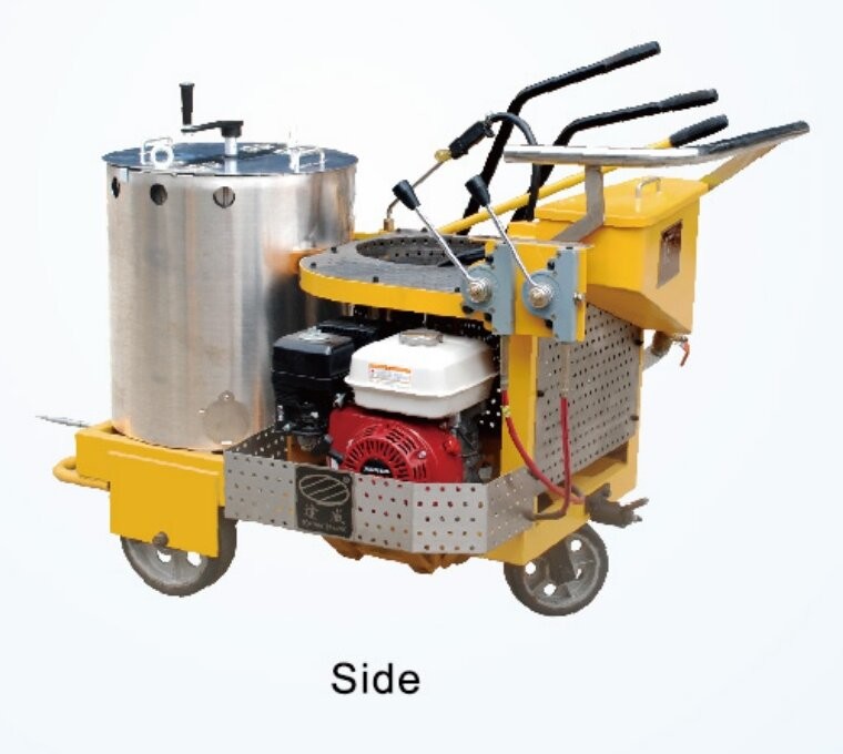Lightweight Maneuverable Self Propelled Road Marking Machine Easy Operate